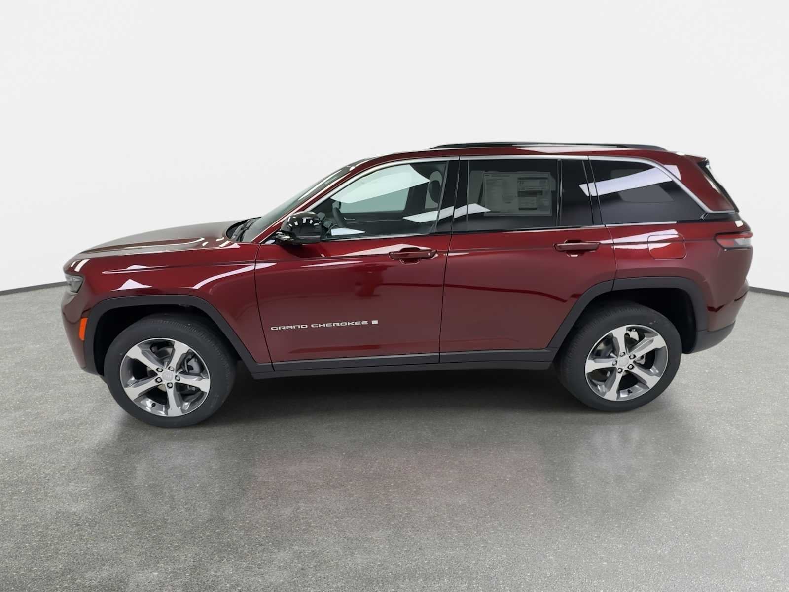 2026 Jeep Grand Cherokee — detail view